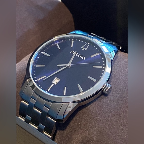 Bulova Men's Silver Tone Metal Watch - Picture 3 of 10